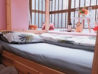 故人庄青年旅社(贵阳花果园店) - 兰花轩六人房(床位)(公共卫浴)