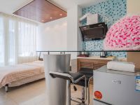 青岛一家小居公寓 - 舒适双床房