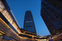 Yinghao Film Apartment (Rizhao Antai International Plaza University Town Branch)