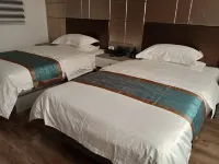 Alxa Zuoqi Jintuo Business Hotel
