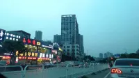Foshan Yuhe Hotel Apartment (Wantong International Kuiqi Road Subway Station) Hotel in zona Liri Shopping Street (Huijing Road)