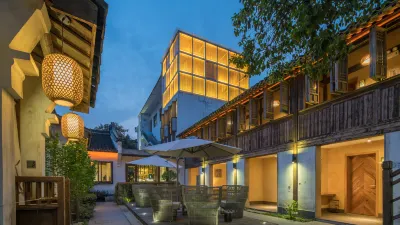 Yuexiang Humanity and Art Inn Hotel di Tongxiang