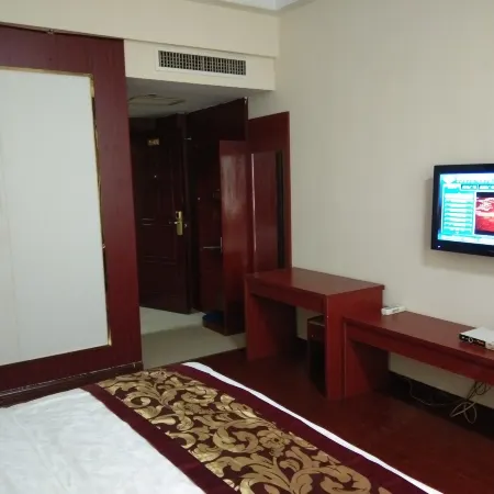 Zhaolong Hotel Lipu Hotels in Xupu