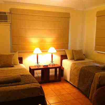 Cocos Beach Bungalows Rooms