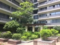 Rambling In Skygarden Hotel
