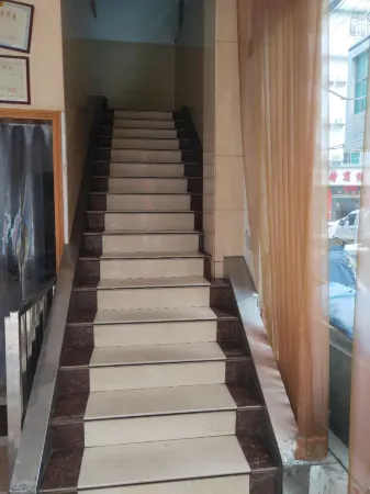 Chaxian Hotel Отели в г. Чалин