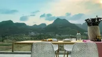 Xingyi Yunqi No.1 Inn (Xia Nahui Branch, Wanfenglin Scenic Area)