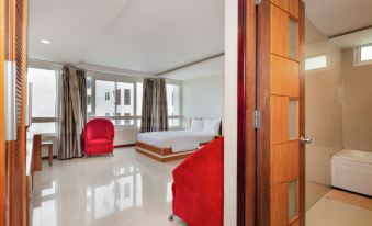 Sea Light Hotel
