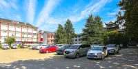 Maosao Inn - parking