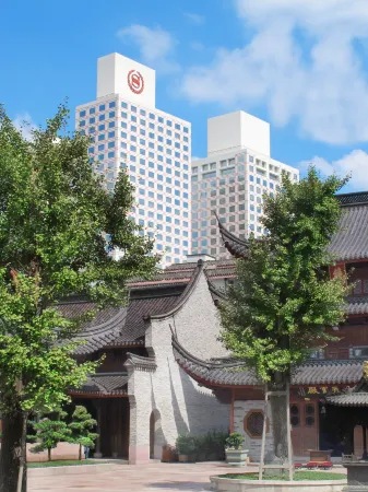 Sheraton Ningbo Hotel Отели рядом с достопримечательностью «Tian Yi Ge Museum»