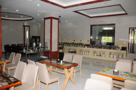 Rongkun Business Hotel Отели рядом с достопримечательностью «Changxing Island»