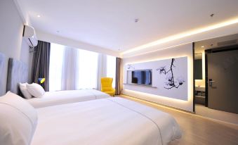 Magnolia Hotel (Rizhaogang Lighthouse Scenic Area Lianyungang Road)