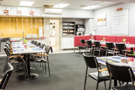 Edit Auckland Central Отели рядом с достопримечательностью «Оклендский университет технологий»