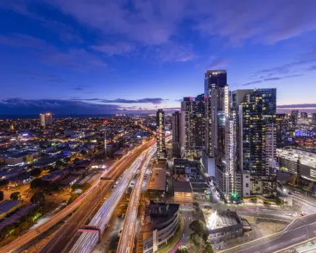 Imagine Marco Hotels in Southbank