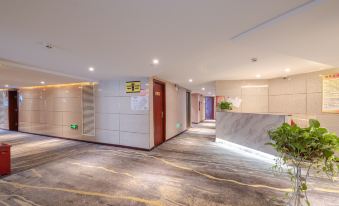 Xiyuan Hotel (Huaxi Park Guizhou University Branch)