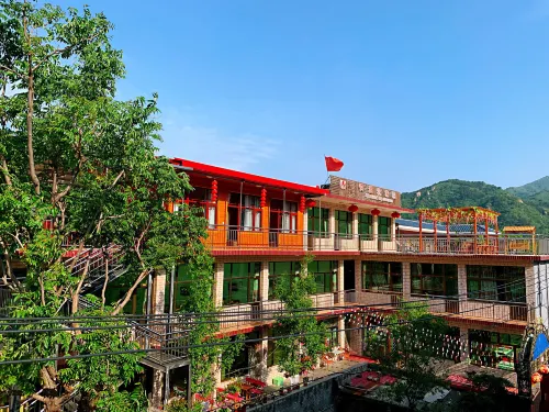 Beijing Huanghuacheng Lakeside Great Wall Guanshan Homestay
