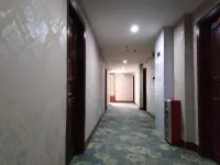 Wuchuan Hongye Business Hotel (Xinshijie Plaza)