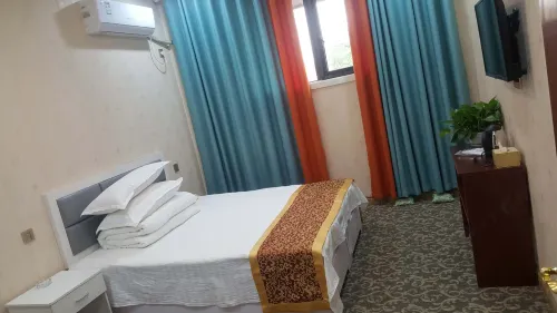 Wenxian Xinyuan Hotel