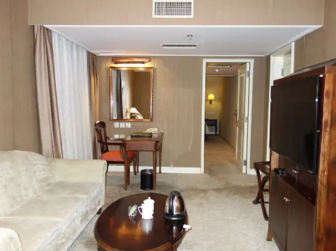 Harbin International Hotel (Central Street Pedestrian Street Hazhan Branch)