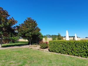 漢密爾頓機場噴氣公園酒店