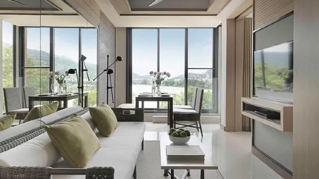 ห้องสวีทห้องนอนเดียววิวทะเลคอรัลเลานจ์