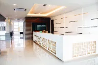 906 Premier Hotel Hotels in Batu Berendam