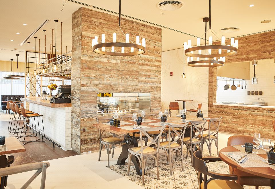 Pullman Jumeirah Lakes Towers Hotel and Residence Over view