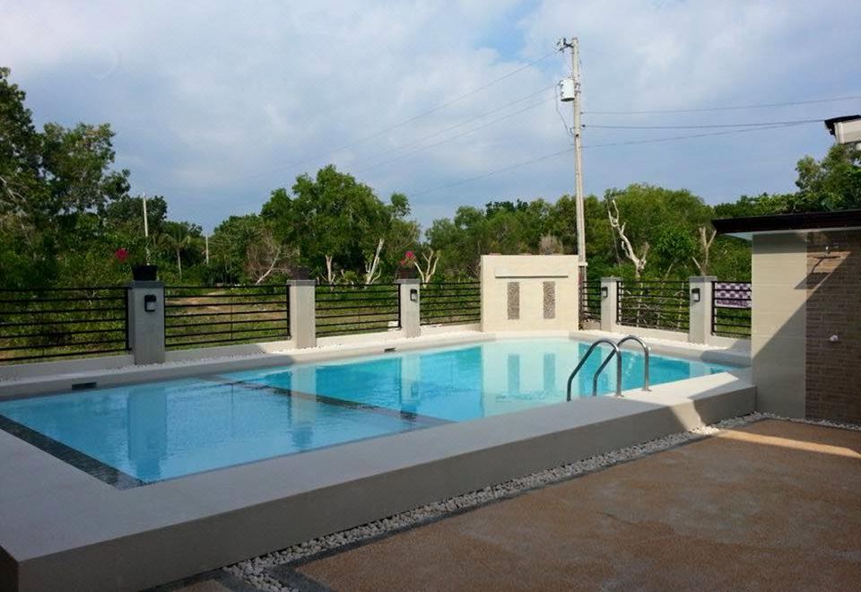 그린필즈 투어리스트 인