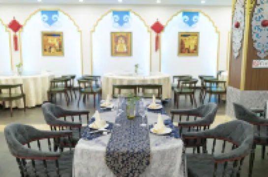 Mongolia International Hotel Hotels in Xilinhot