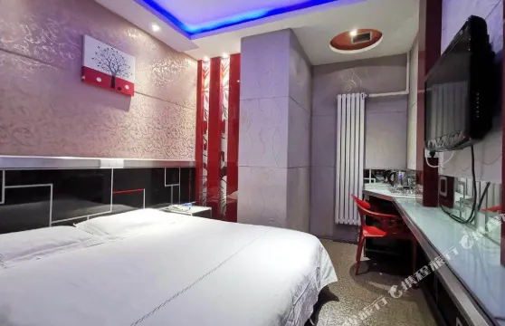 禧龍賓館（雙鴨山七馬路店）