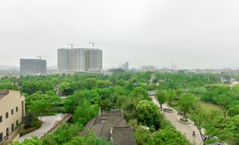 Ibis Hotel (Wuxi Jiangnan University)