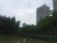 7天优品酒店(宜昌万达广场运河公园店) - 花园