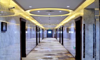 Baiquan Qiankun Business Hotel