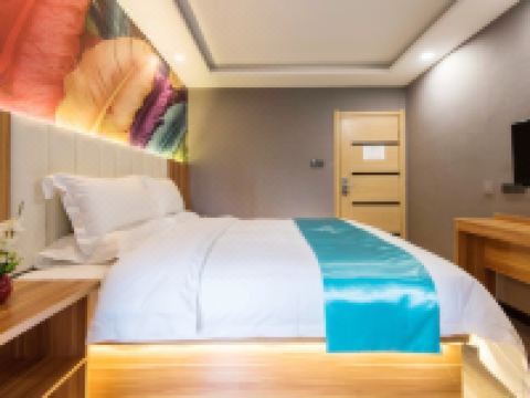 布丁酒店(西安大雁塔交通大学南门店) - 大床房C