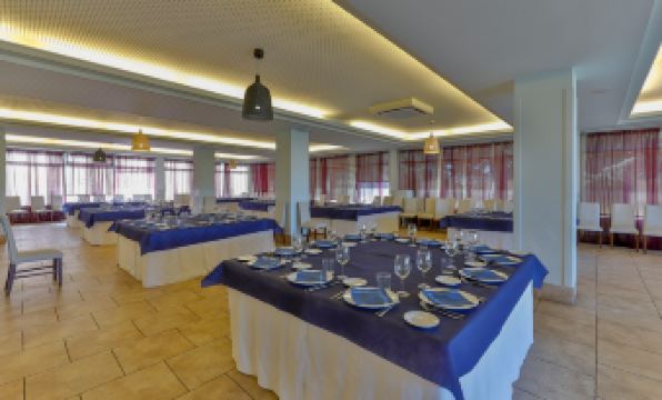 Hospedium Santana Hotel Restaurante - Housity