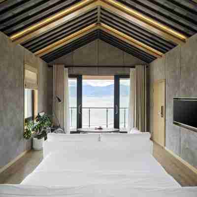 Tianlai Lake View Hotel Rooms
