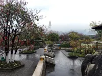 West Canyon Hot Spring Hotel
