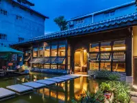 Floral Hotel · Zhanlin's House Guangyuan hotel Hotels near Guangyuan Panlong Airport