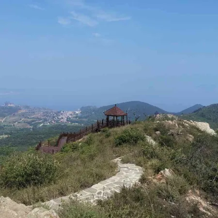 Changhai Guanglu Island Shuangquan Hotel