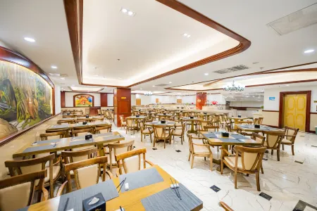 Legaomei Hot Spring Resort Hotel