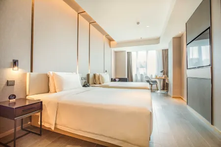 Wuhan Ocean World Tazihu Metro Station Atour Hotel