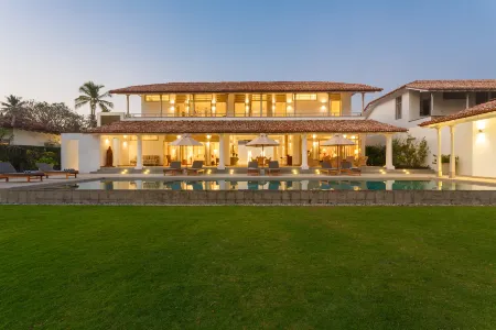 Villa Ahasa Отели рядом с достопримечательностью «Си Тертл Хатчери - Хабарадува»