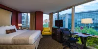 Beacon Hotel & Corporate Quarters - Accessible Deluxe King Room With Roll In Shower