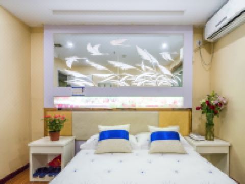 杭州群东精品酒店 - 精致大床房B