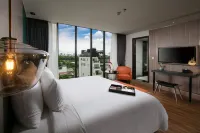 Aurora Premium - A Lifestyle Hotel - balcony