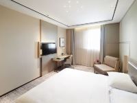 上海国际旅游度假区万怡酒店 - 贵宾大床房
