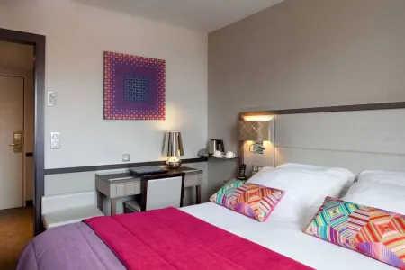 Hôtel Paris Neuilly