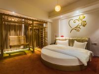惠州玫瑰源主题酒店 - 浪漫主题大床房