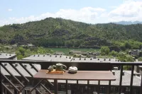 Mingtang Linshui Inn