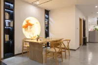 泊隱逸墅（陽朔西街店）